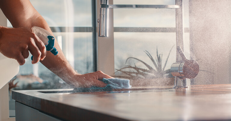 diy-cleaning-spray