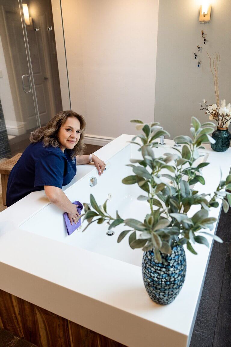 professional-house-cleaning-services-tucson-scaled